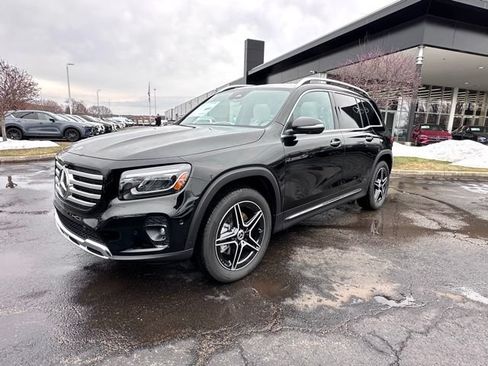 New 2026 Mercedes-Benz GLB 250 4MATIC image 4