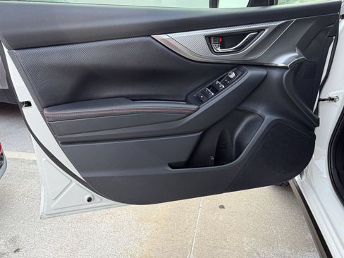 Used 2022 Subaru Crosstrek 2.5i Limited w/ Moonroof Package 1 AWD/4WD image 13