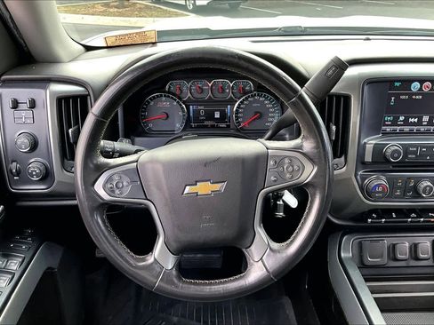 Used 2018 Chevrolet Silverado 1500 LT w/ Texas Edition image 5