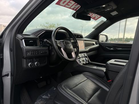 Used 2023 GMC Yukon Denali AWD/4WD image 10