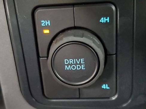 New 2025 Ford F150 XLT w/ Equipment Group 301A Standard image 19