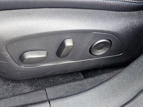 New 2026 Chevrolet Equinox EV LT FWD image 22