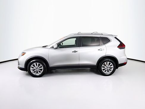 Used 2018 Nissan Rogue SV w/ Premium Package image 5