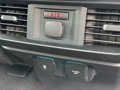 Used 2025 Ford F150 Raptor image 14