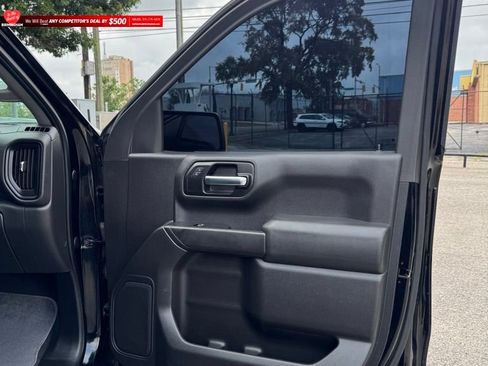 Used 2020 Chevrolet Silverado 1500 Custom w/ Custom Value Package RWD image 15