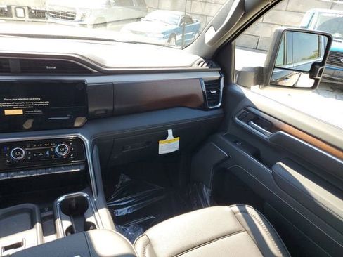 New 2026 GMC Sierra 2500 Denali w/ Denali Reserve Package image 16