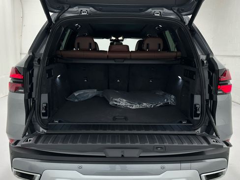 Used 2026 BMW X5 xDrive40i w/ Climate Comfort Package image 43