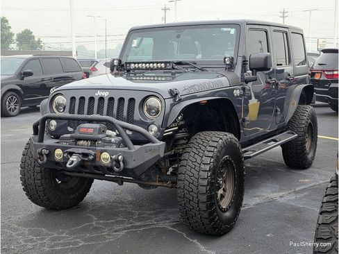 Used 2016 Jeep Wrangler Unlimited Sport w/ Connectivity Group AWD/4WD image 23