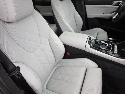 Used 2025 BMW X5 sDrive40i w/ Parking Assistance Package RWD image 28