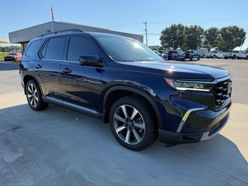 Used 2024 Honda Pilot Elite image 4