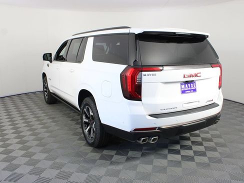 New 2026 GMC Yukon XL AT4 Ultimate AWD/4WD image 31