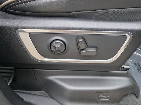 Used 2021 RAM 1500 Laramie AWD/4WD image 13