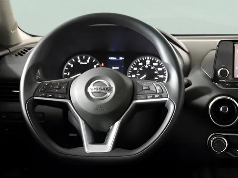 Used 2023 Nissan Sentra S FWD image 39