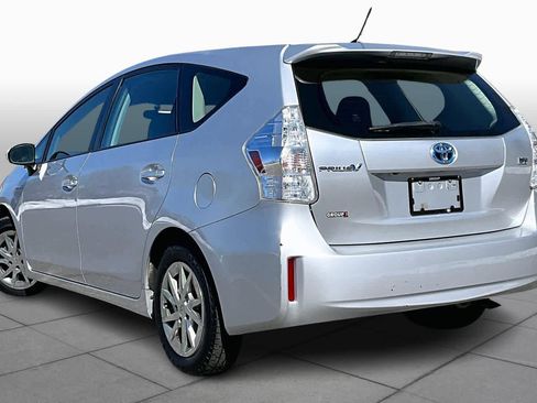 Used 2012 Toyota Prius V Two image 11