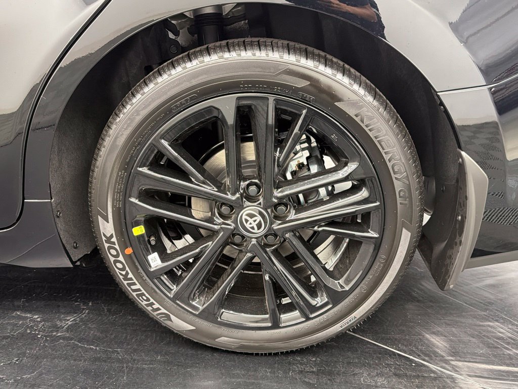 New 2026 Toyota Camry SE FWD image 15