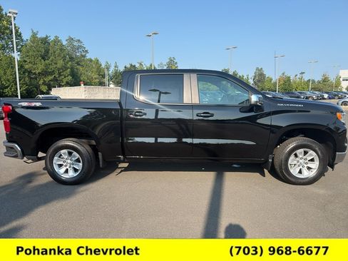 Used 2023 Chevrolet Silverado 1500 LT AWD/4WD image 8