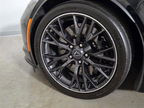 Used 2016 Chevrolet Corvette Z06 w/ 3LZ Preferred Equipment Group image 8
