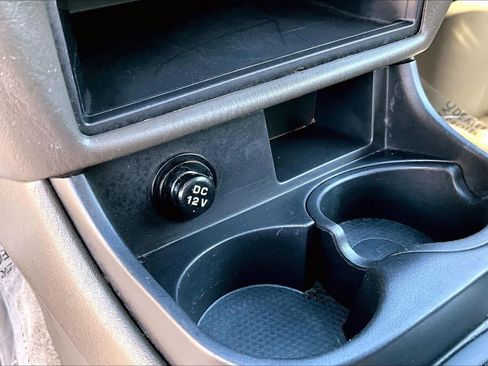 Used 2004 Nissan Sentra S FWD image 30