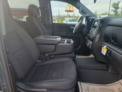 New 2026 Chevrolet Silverado 1500 Custom Trail Boss w/ Dark Appearance Package AWD/4WD image 5