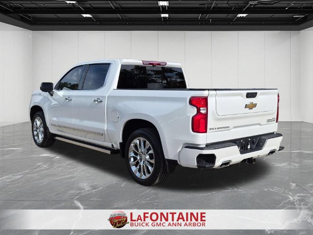 Used 2024 Chevrolet Silverado 1500 High Country AWD/4WD image 6