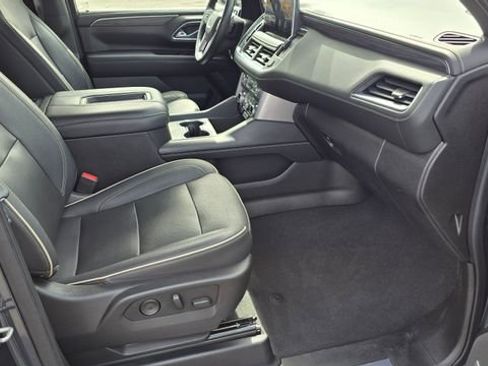 Used 2021 GMC Yukon XL SLT image 15