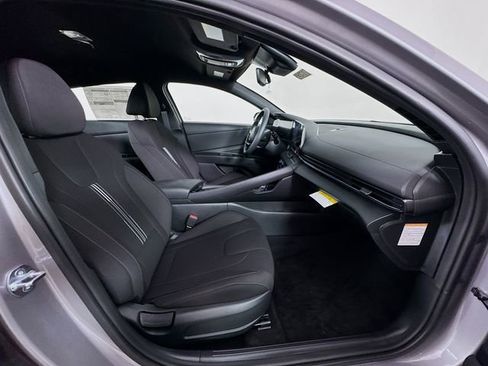 New 2026 Hyundai Elantra Sport FWD image 41