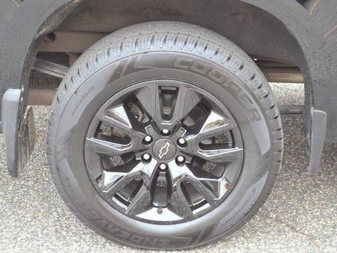 Used 2020 Chevrolet Silverado 1500 RST image 11