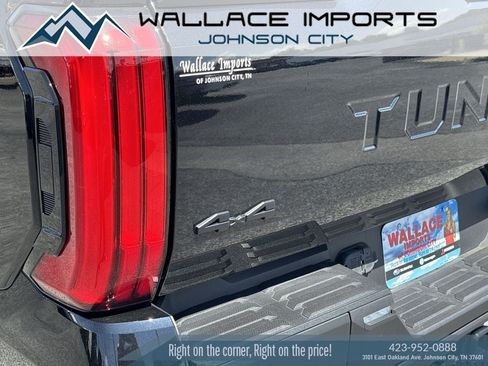 Used 2024 Toyota Tundra SR5 w/ SR5 Premium Package AWD/4WD image 11