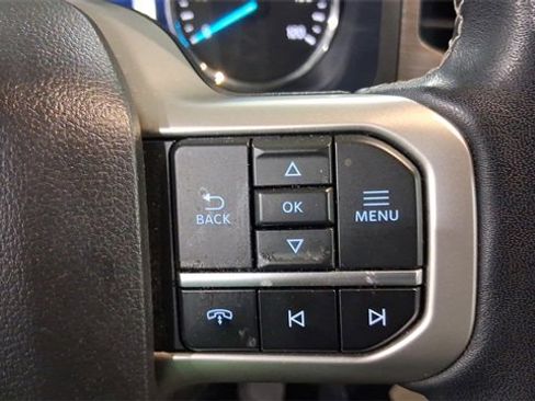 Used 2024 Ford Expedition Limited image 31