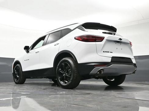Used 2024 Chevrolet Blazer LT w/ Midnight/Sport Edition AWD/4WD image 27