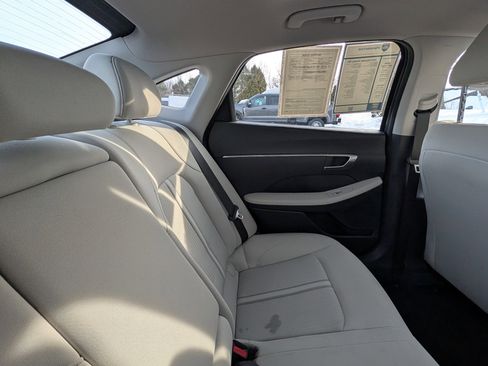 Used 2023 Hyundai Sonata SEL w/ Convenience Package image 30