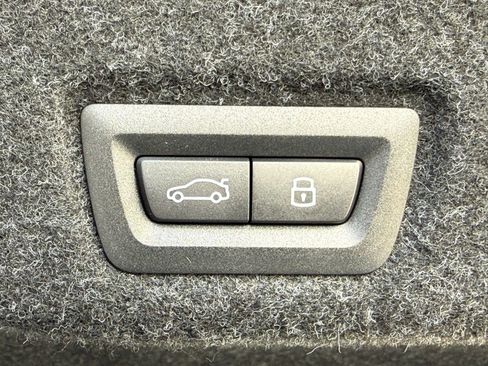 New 2026 BMW 530i w/ Convenience Package RWD image 11