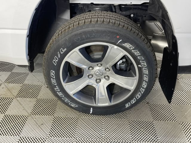 New 2026 RAM 1500 Express AWD/4WD image 16