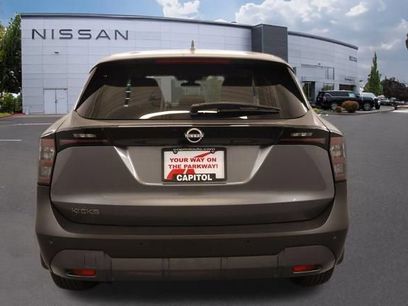 Used 2025 Nissan Kicks SV w/ Illumination Package