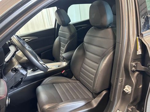 Used 2025 Dodge Hornet GT AWD/4WD image 9