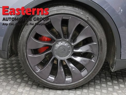 Used 2022 Tesla Model Y Performance AWD/4WD image 24