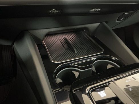 Certified 2024 BMW 530i 530i w/ M Sport Package image 15