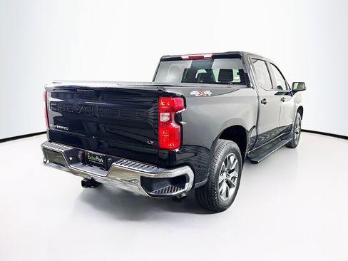 Used 2024 Chevrolet Silverado 1500 LT image 9