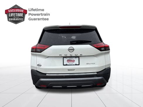 Certified 2023 Nissan Rogue SL w/ SL Premium Package AWD/4WD image 4