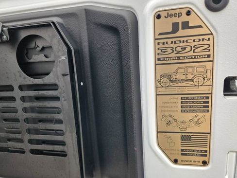 Used 2024 Jeep Wrangler Unlimited Rubicon 392 image 29