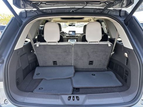 Certified 2023 Lincoln Aviator AWD w/ Premium Package image 44