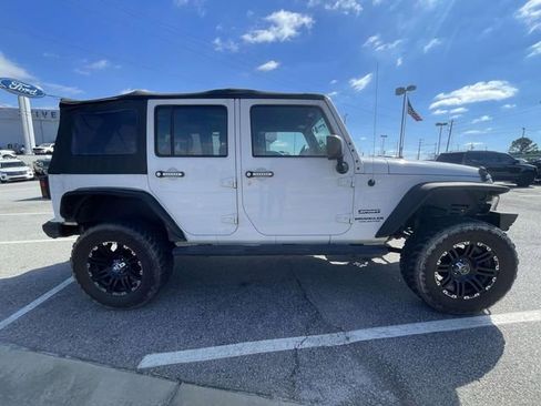 Used 2015 Jeep Wrangler Unlimited Sport w/ Connectivity Group image 2