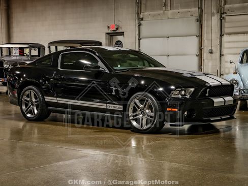 Used 2010 Ford Mustang Shelby GT500 image 1