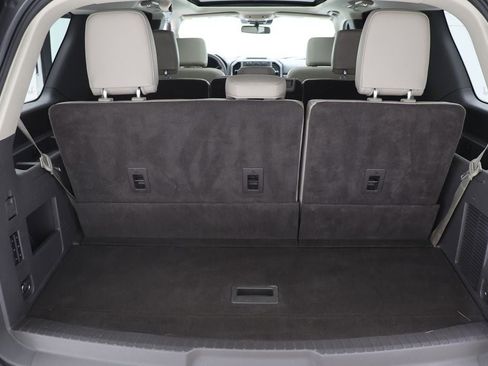 Used 2021 Ford Expedition XLT image 30