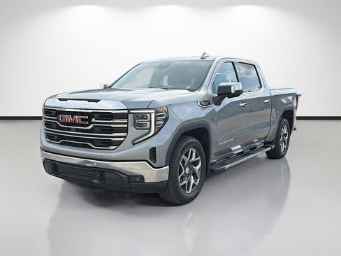 Used 2023 GMC Sierra 1500 SLT w/ SLT Premium Plus Package RWD image 7