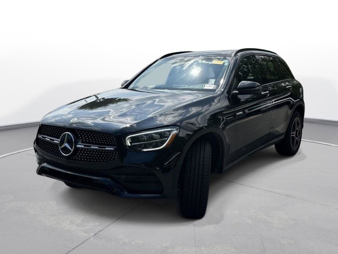 Used 2021 Mercedes-Benz GLC 300 4MATIC image 2