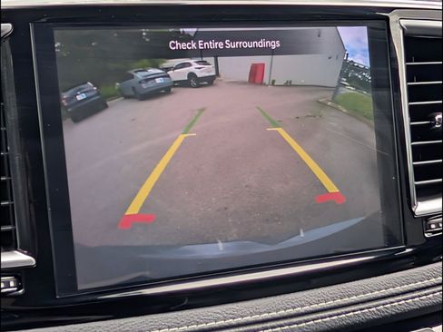 Used 2025 Chrysler Pacifica Limited FWD image 17