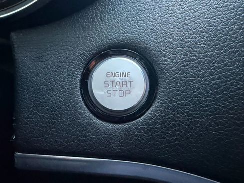 Used 2022 Kia Stinger GT-Line RWD image 36