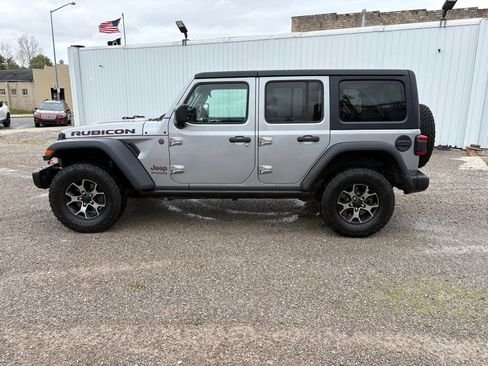 Used 2018 Jeep Wrangler Unlimited Rubicon w/ Steel Bumper Group AWD/4WD image 6