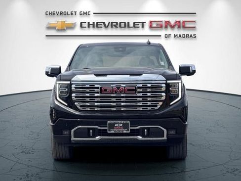 New 2026 GMC Sierra 1500 Denali w/ Denali Reserve Package AWD/4WD image 8